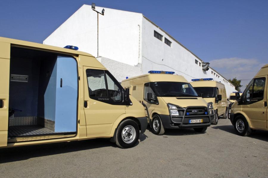  Ford Transit 2006 года  (фото 12 из 153)
